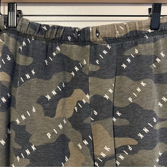 Victoria’s Secret Pink | Camo Sweatpants - Picture 3 of 6